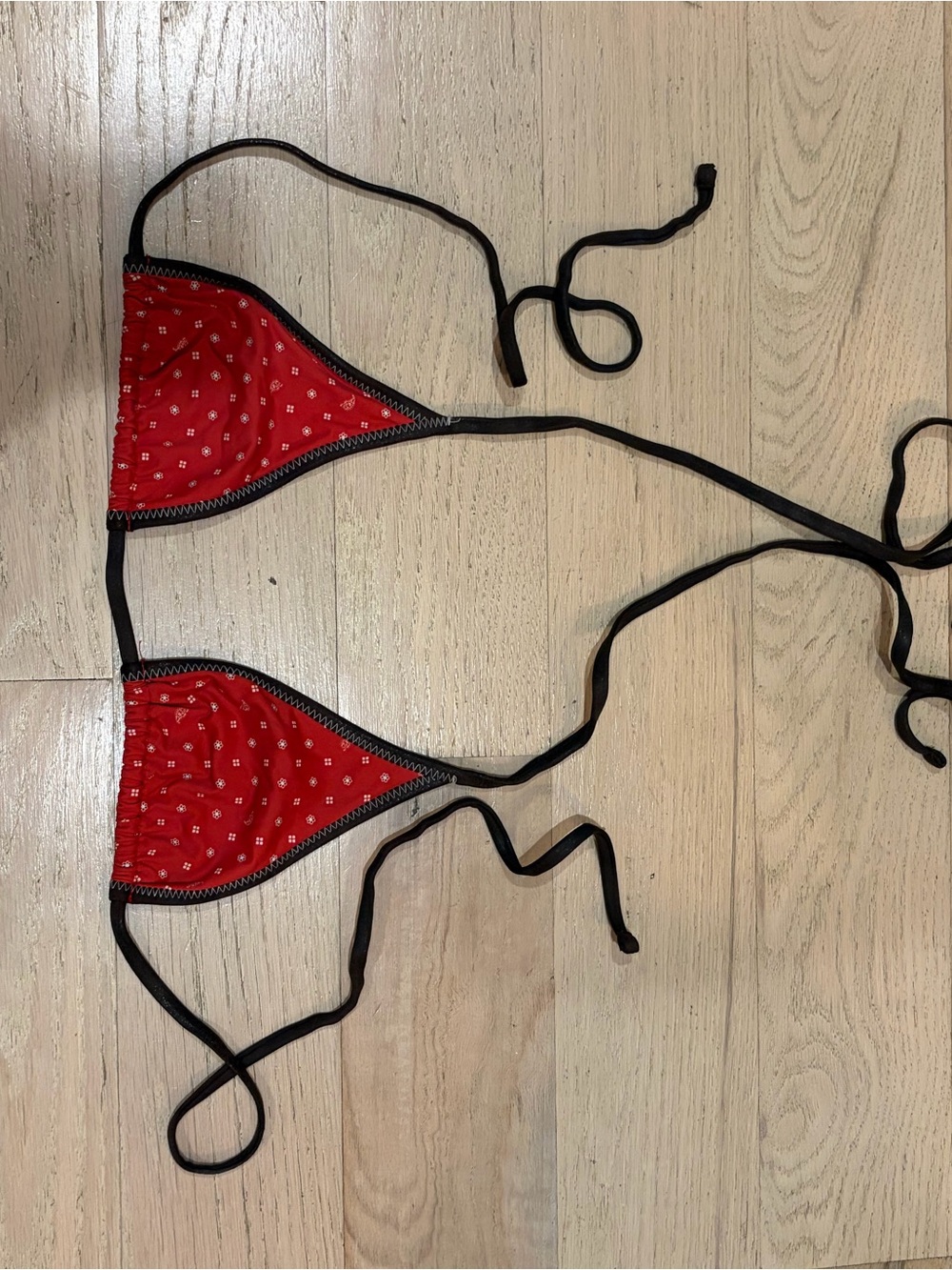 Frankie’s Bikinis x Bella Hadid Paradise Lovebug Triangle String Bikini Top M
